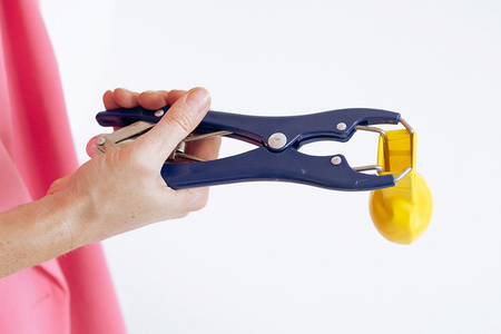 Przyrząd rozszerzający szyjkę balonów, Rozwieracz